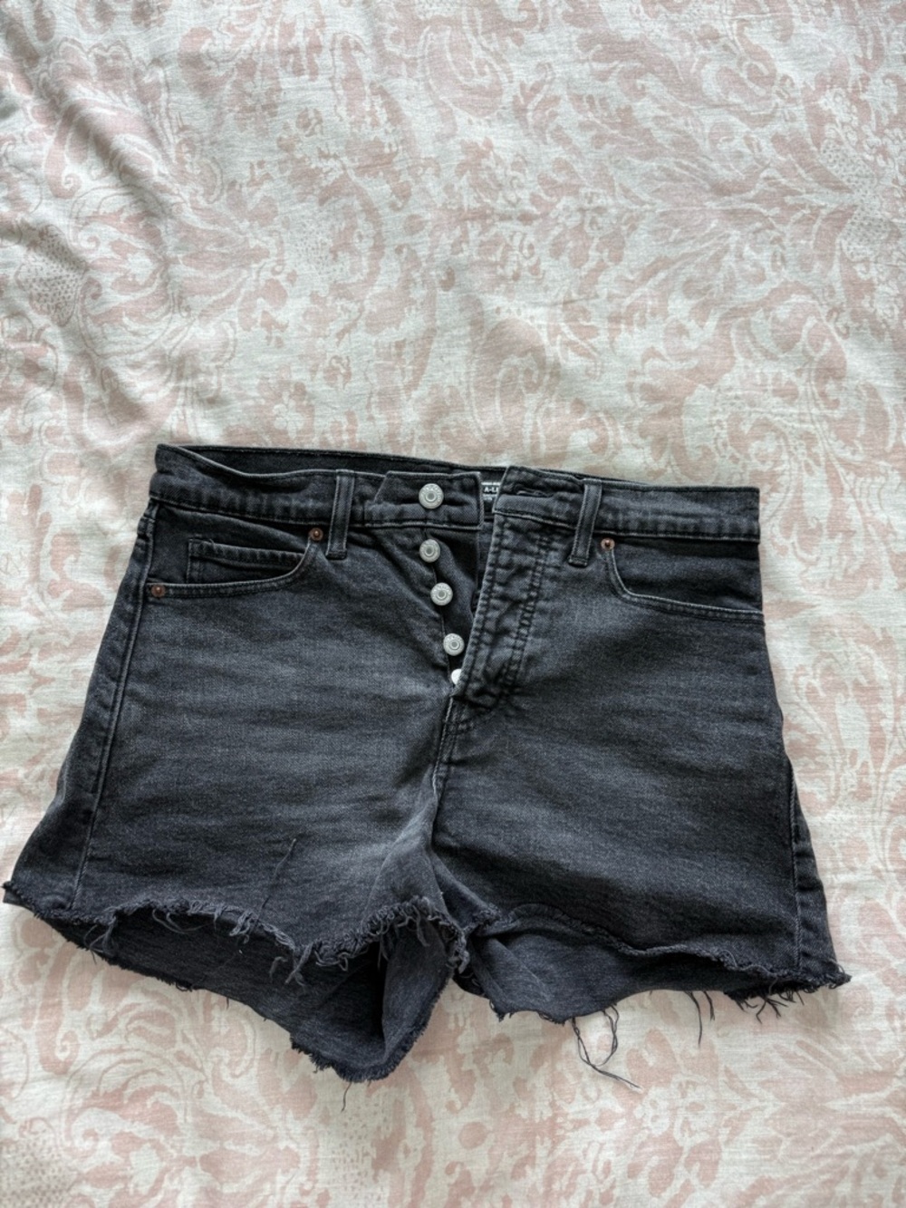 Old Navy Black Frayed-Hem Button-Fly Jean Shorts